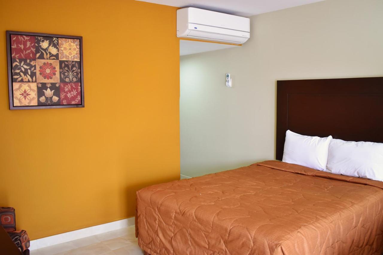 El Camino Hotel & Suites Heroica Caborca Luaran gambar