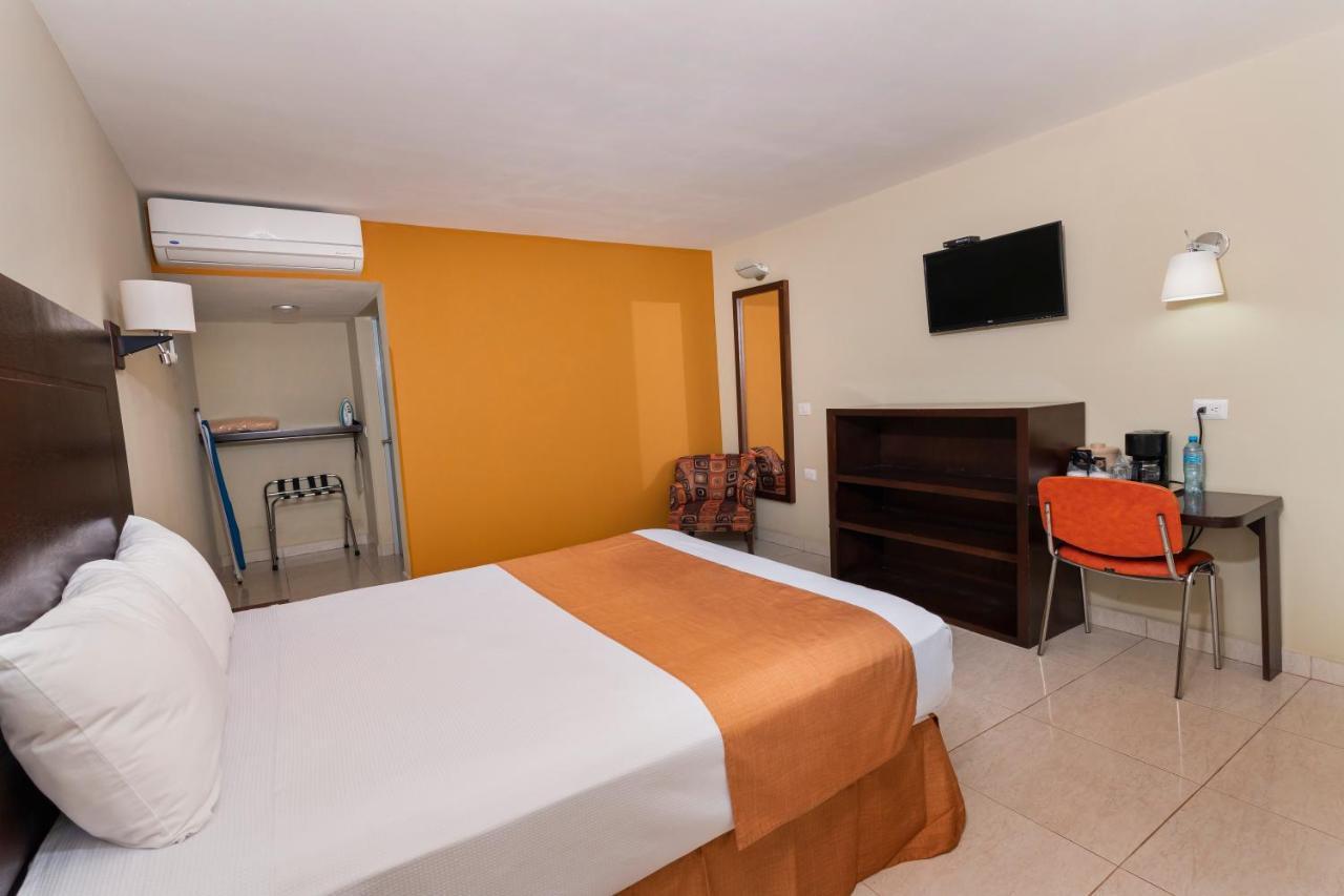 El Camino Hotel & Suites Heroica Caborca Luaran gambar