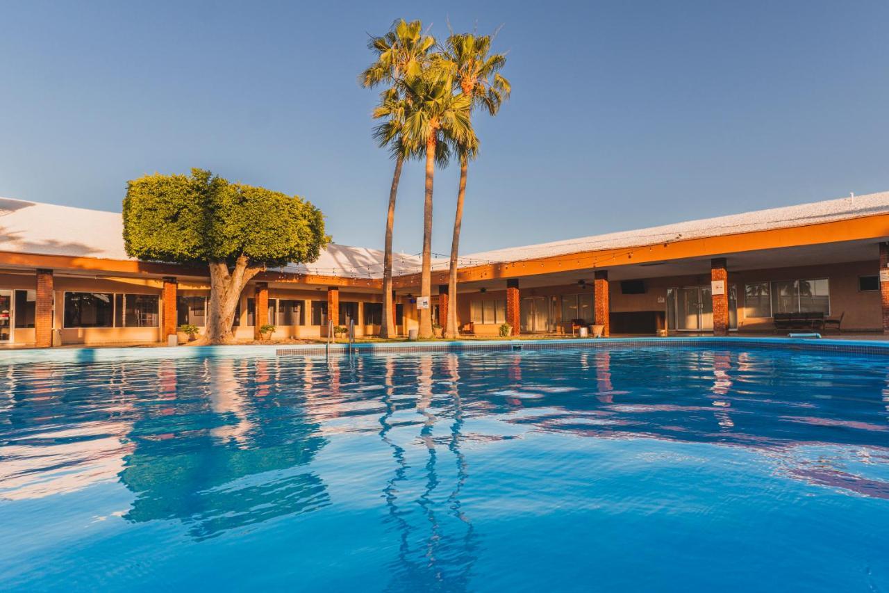 El Camino Hotel & Suites Heroica Caborca Luaran gambar