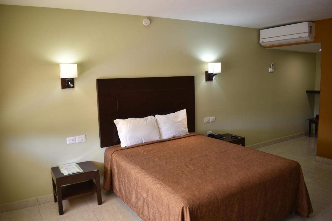 El Camino Hotel & Suites Heroica Caborca Luaran gambar